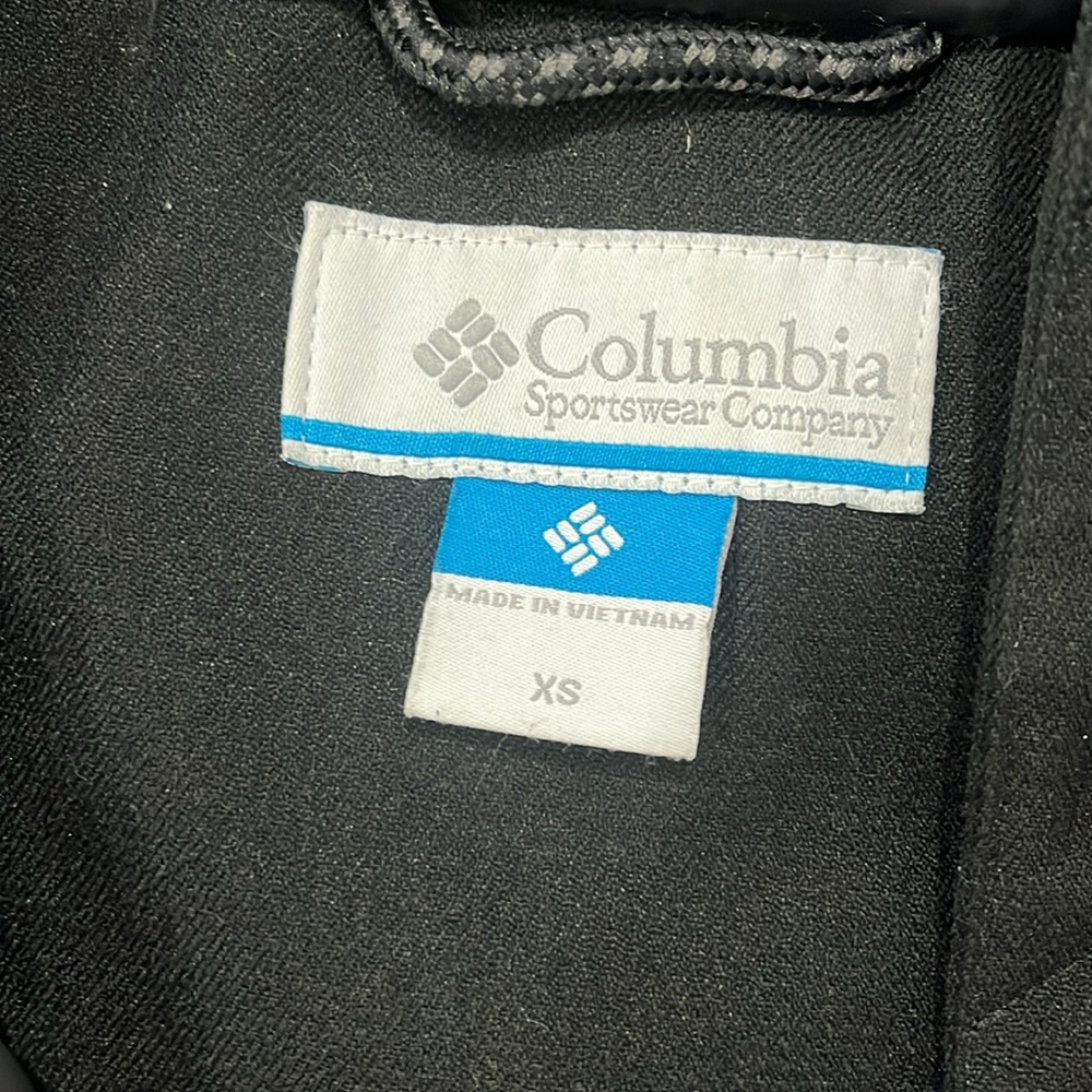 Columbia Black Hooded Winter Jacket - Picture 5 of 8